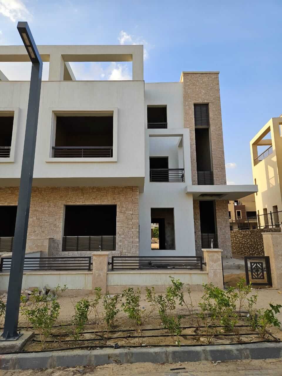 Corner Townhouse For Sale At New Giza - Kingsrange