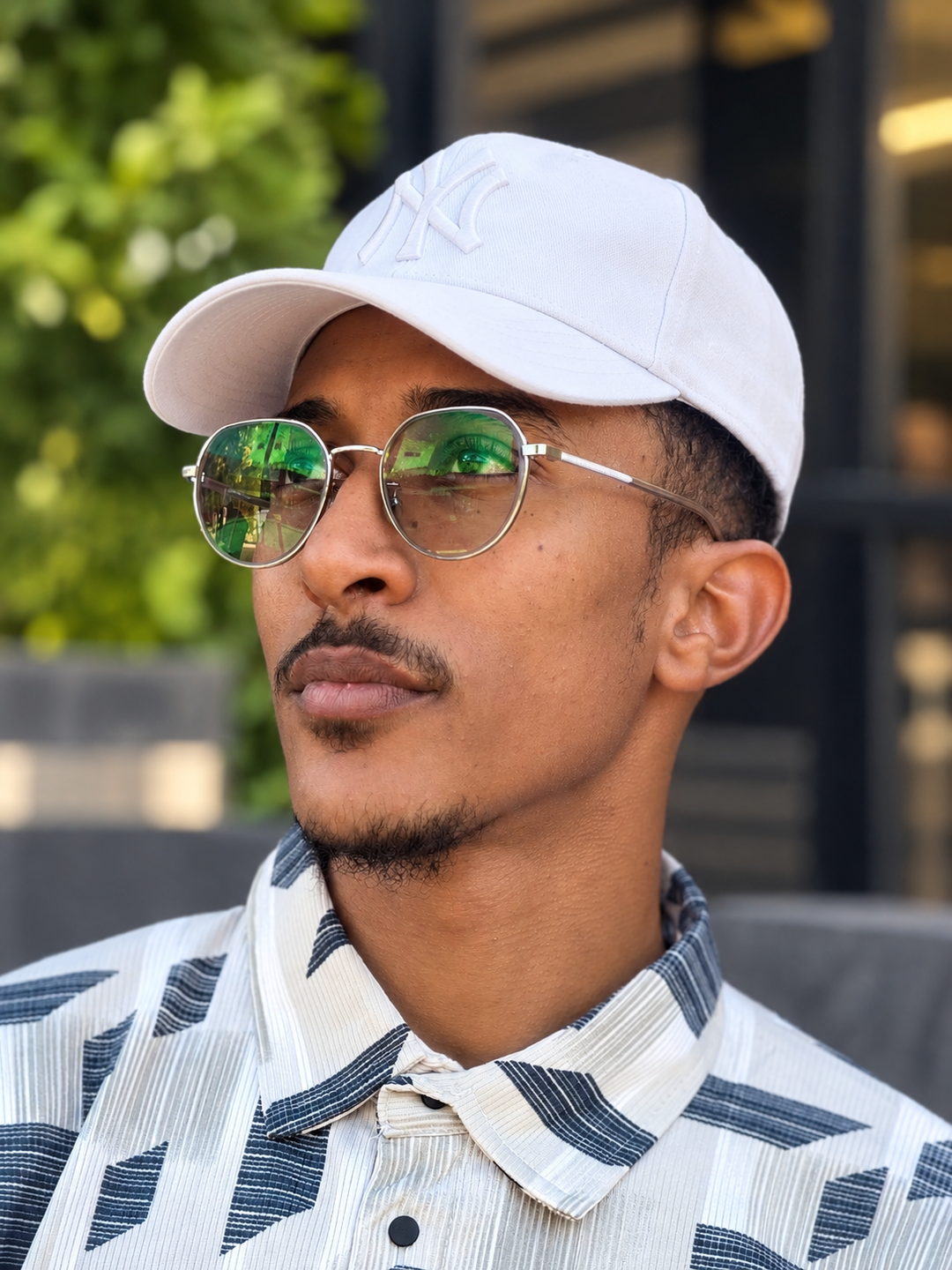 مصمم جرافيك