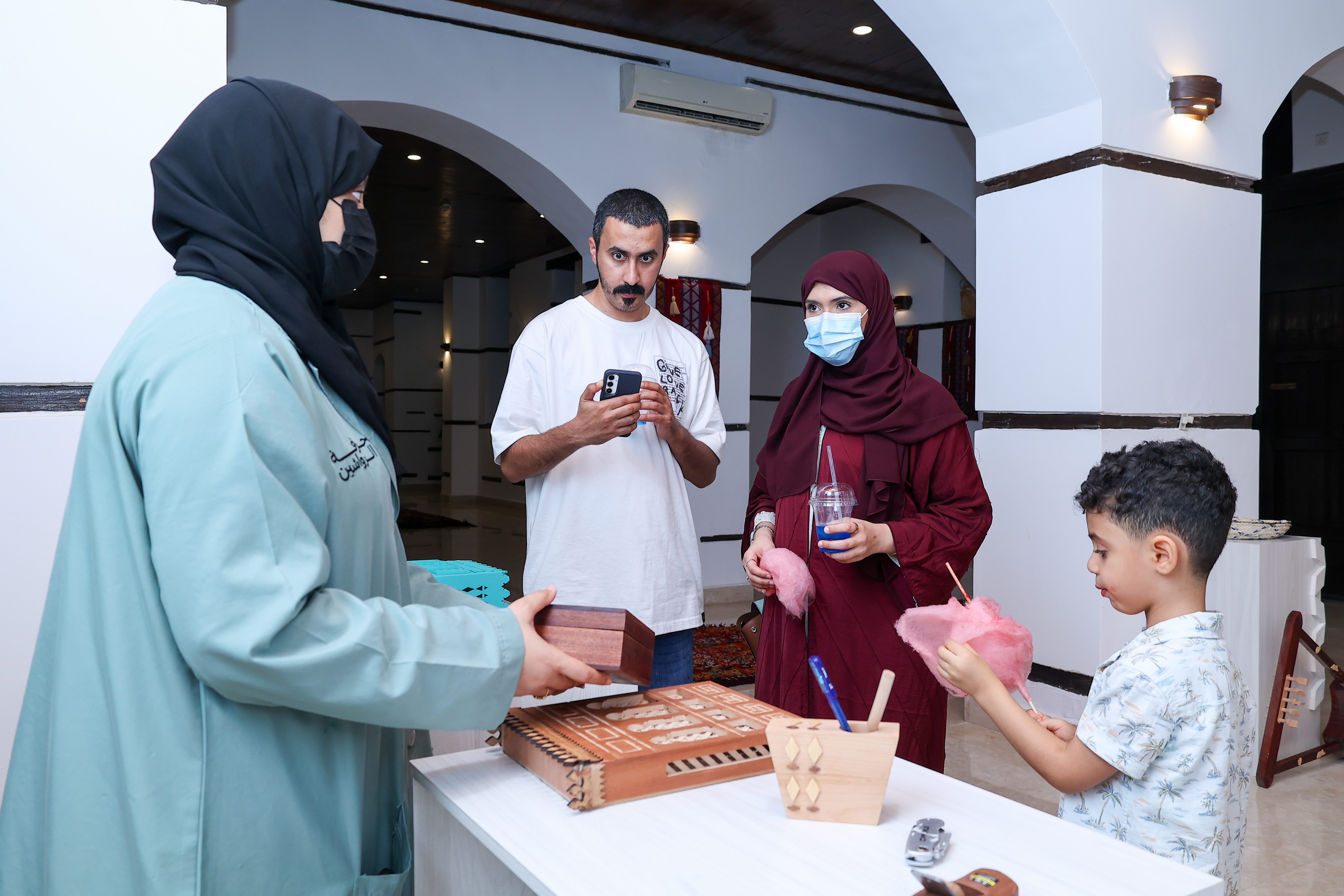 صورة المعرض