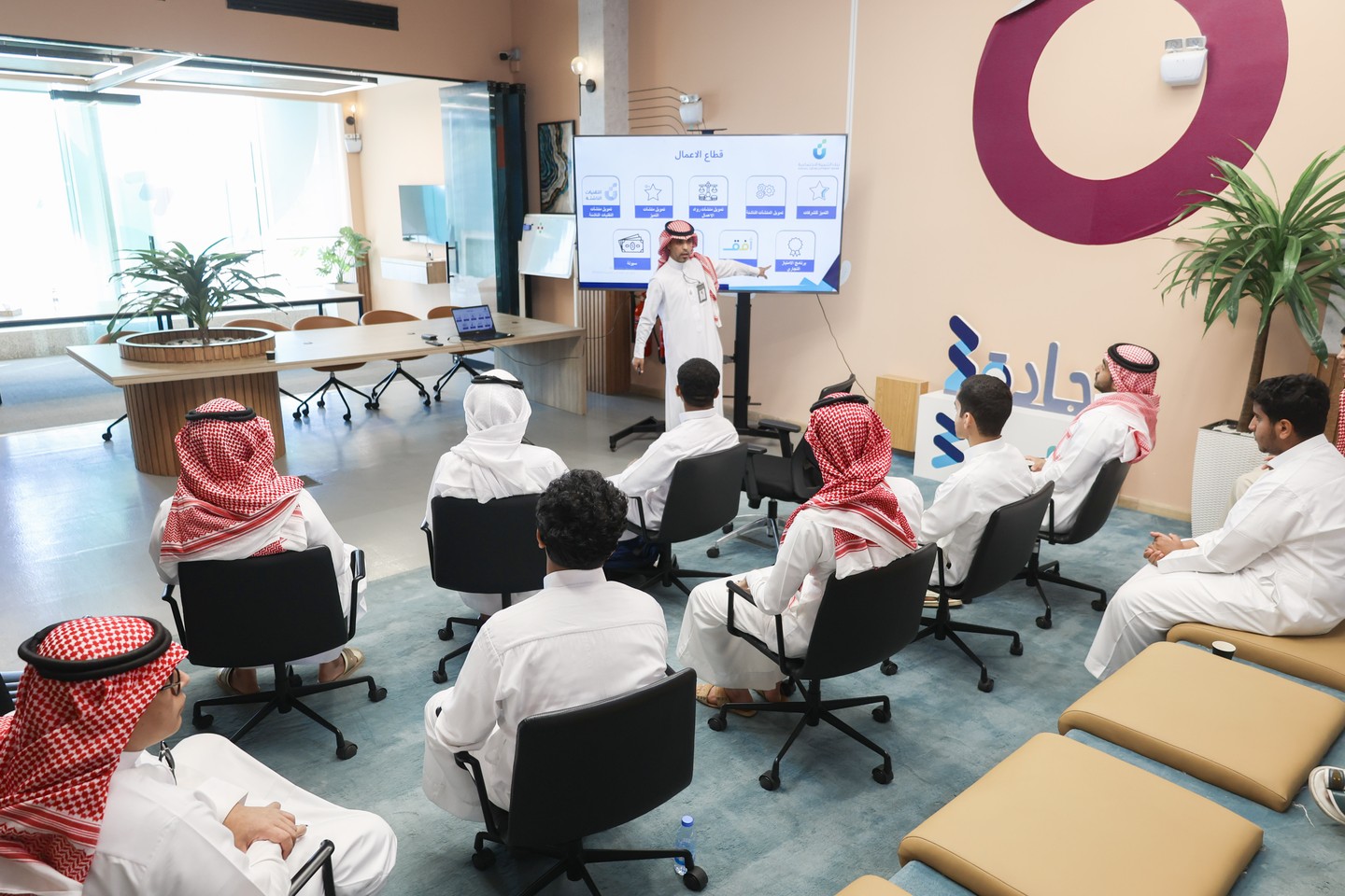 صورة المعرض